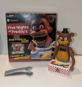 Five Nights At Freddy Steal His Pizza If You Dare But Beware The Jumpscare! READ