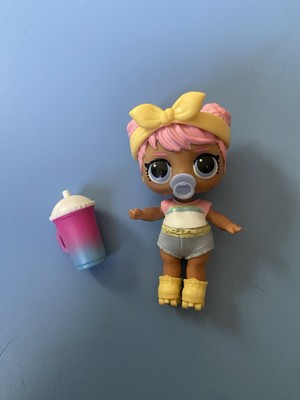 Dawn is a popular LOL tot from Series 3 (Confetti Pop)