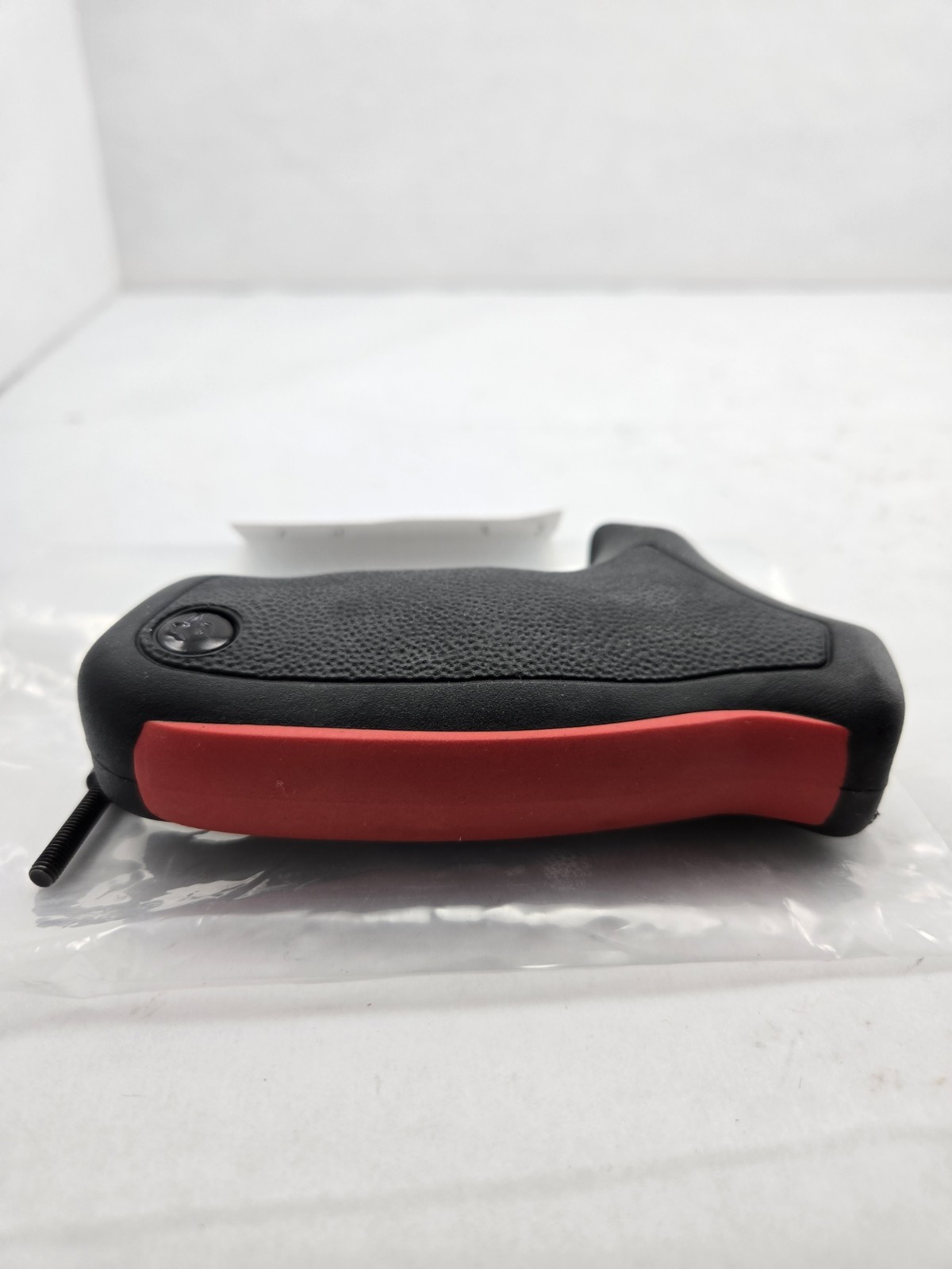 New Oem Taurus Raging Bull Hunter Grip And Screw Red Black Rubber Revolver Grips