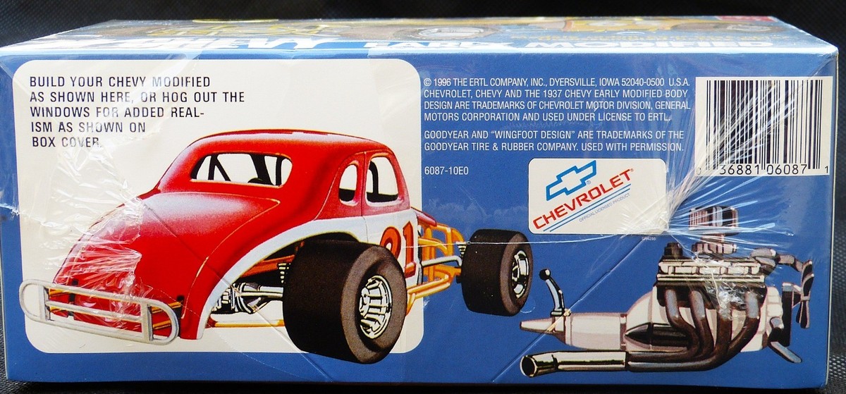 AMT 1/25 Scale 