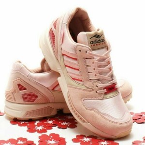 adidas originals zx 8000 trainers in pink and blue