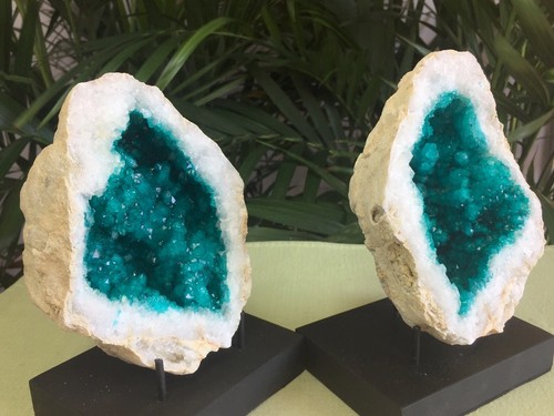 Large Geode Crystal Quartz Specimen Open Geode Pair W/Stands Morocco Blue Geode. - Picture 3 of 12