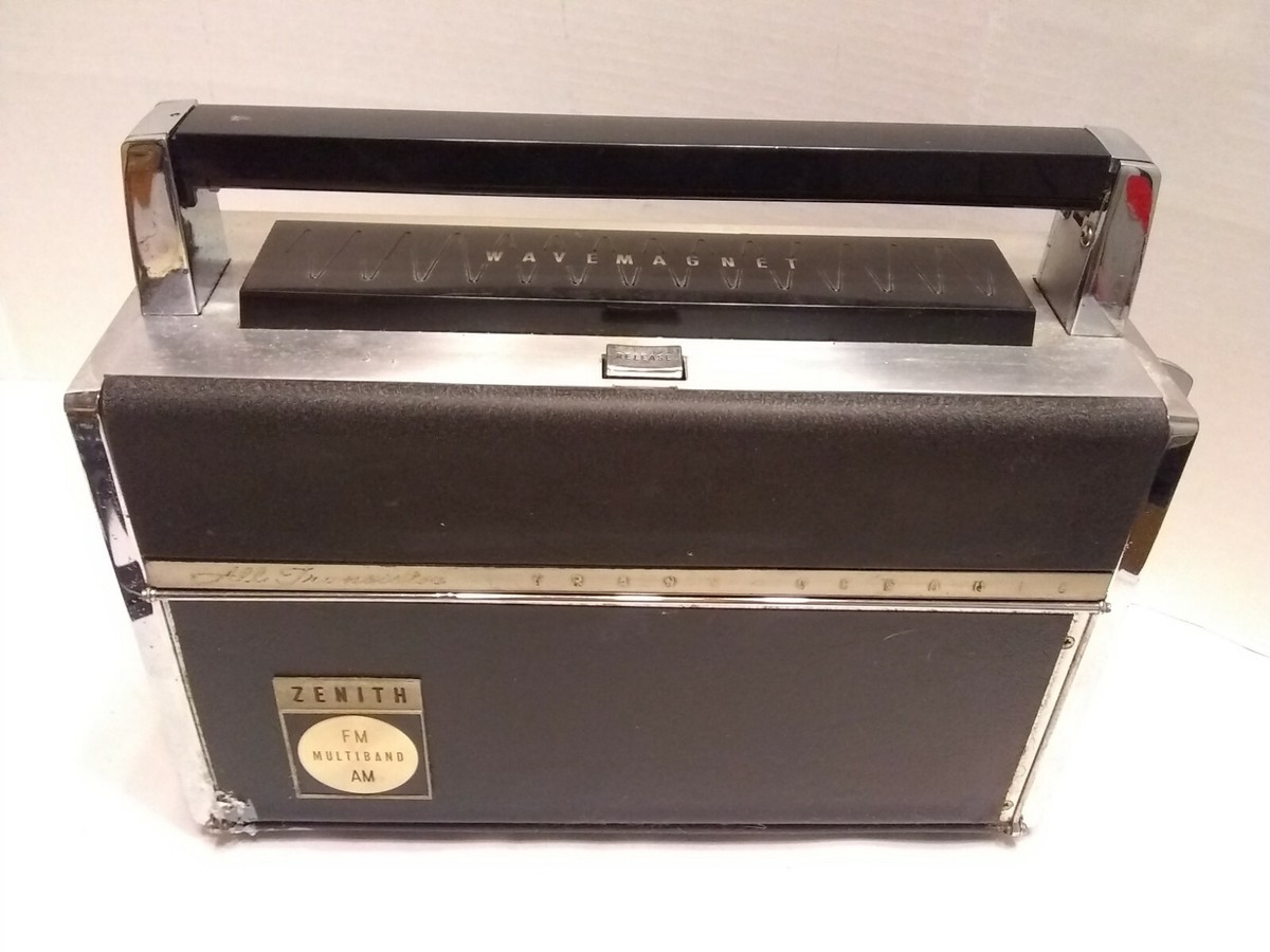 Band Radio Zenith Transoceanic Royal 3000-1 AM FM SW Multiband