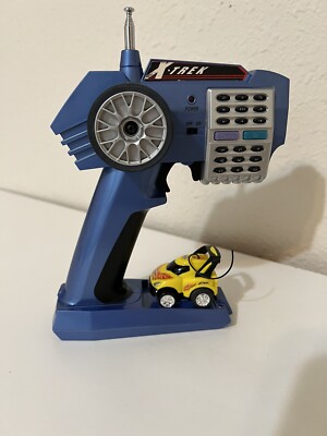 SILVERLIT X-TREK RC REMOTE CONTROL 49MHZ WITH MICRO RACE CAR. | eBay