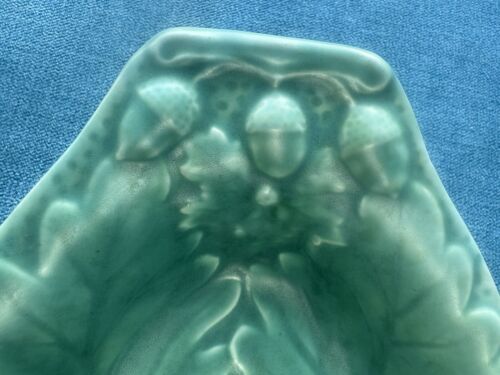 SWINNERTONS Pottery England Art Deco 1930's Green satin glaze dish ACORNS / OAK - Picture 9 of 10