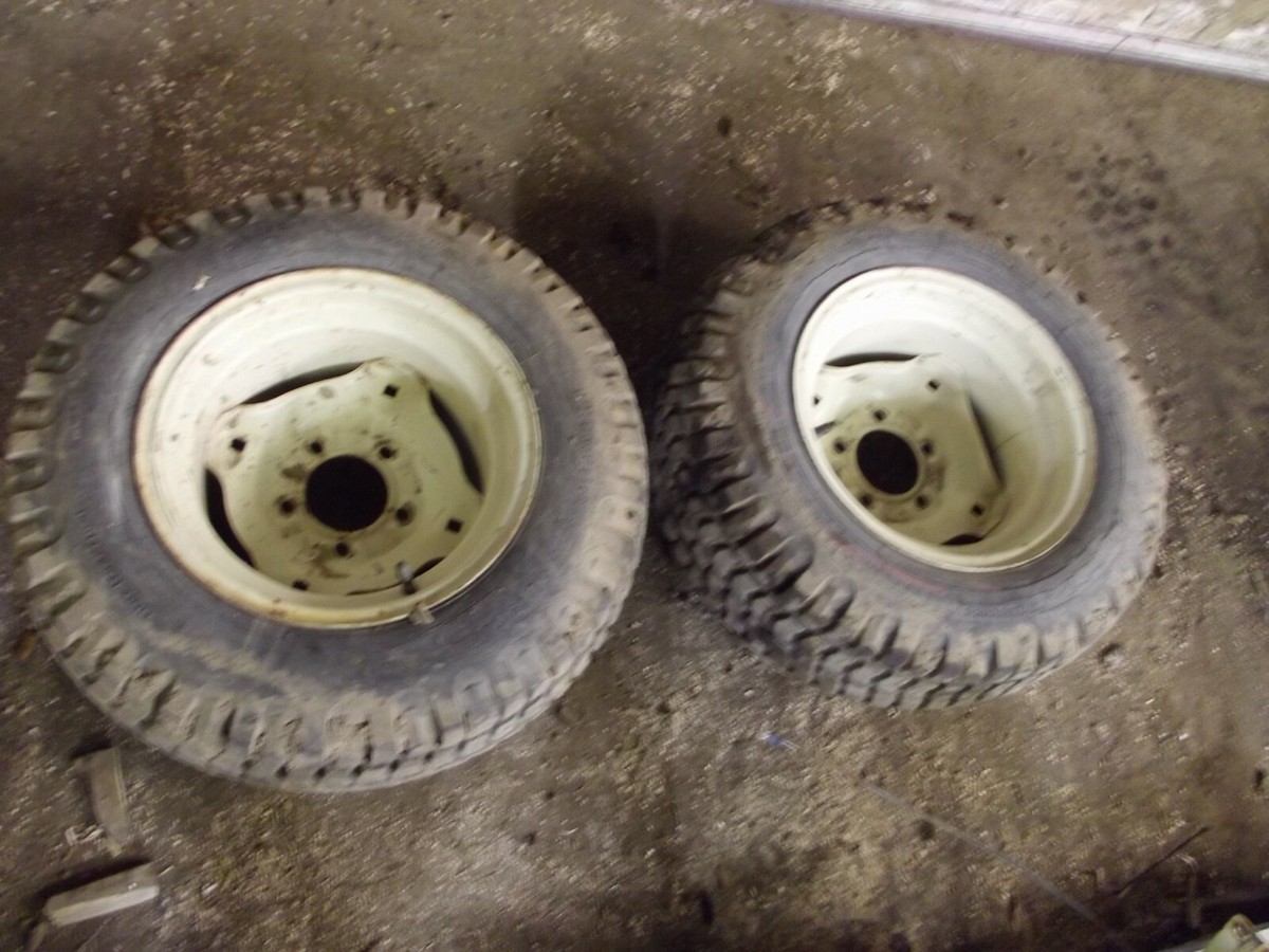 Cub Cadet 108 Pulling Tractor Rear Rims Tire