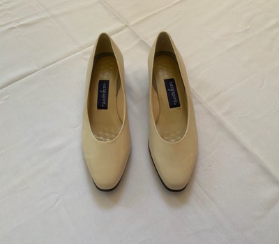 caldise low heel dress shoes