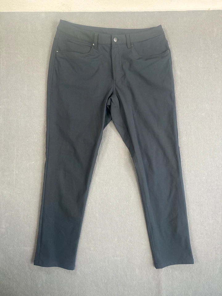 Pantalones Lululemon Para Hombre Gris Oscuro 32x30 ABC Warpstreme Calce Ajustado Cremallera Bolsillo Elástico Foto 2 de 4