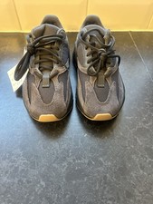 Adidas Yeezy Boost 700 Utility nere UK 3.5 con etichette