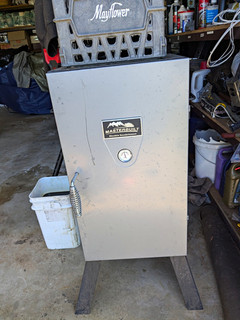 Masterbuilt Electric Cabinet Smoker Smokehouse Silver Metal Outdoor BBQ