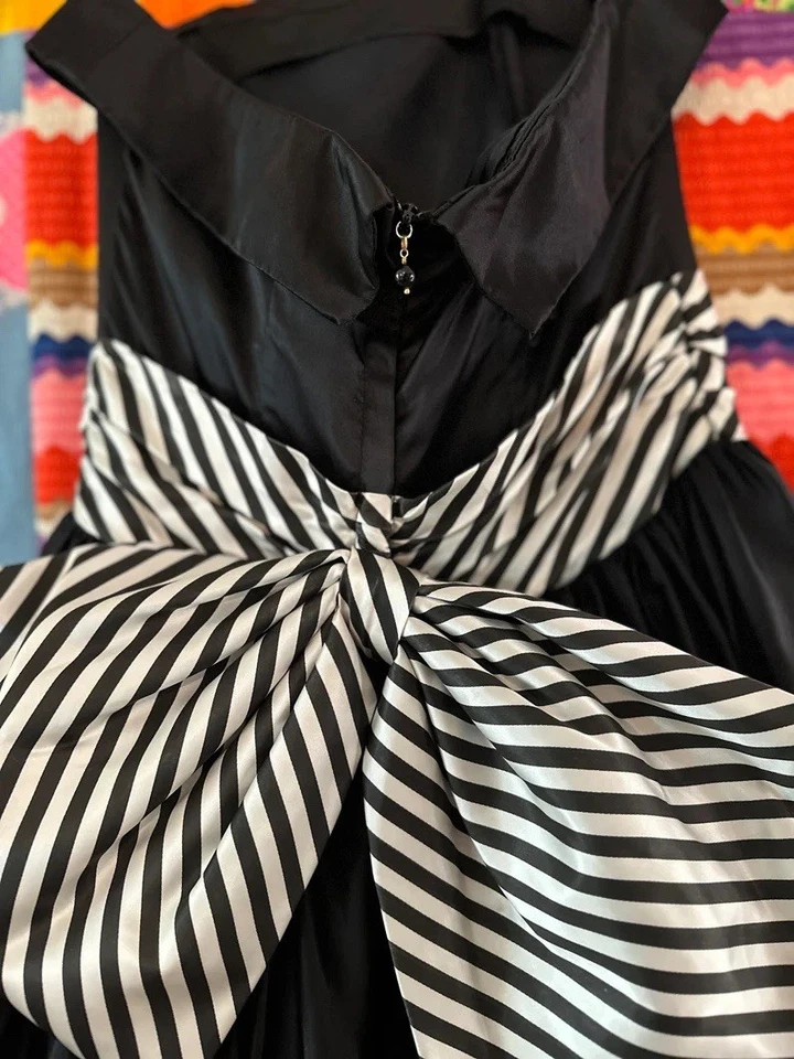 Винтажный 90-х Gunne Sax черный атлас официальный принцесса мяч платье выпускного вечера платье без бретелек - Изображение 4 из 4