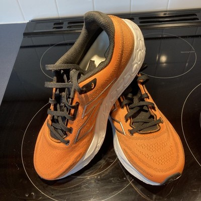 NEW BALANCE MEN'S 680 v8 M680RO8 MEDIUM WIDTH RUNNING SHOES