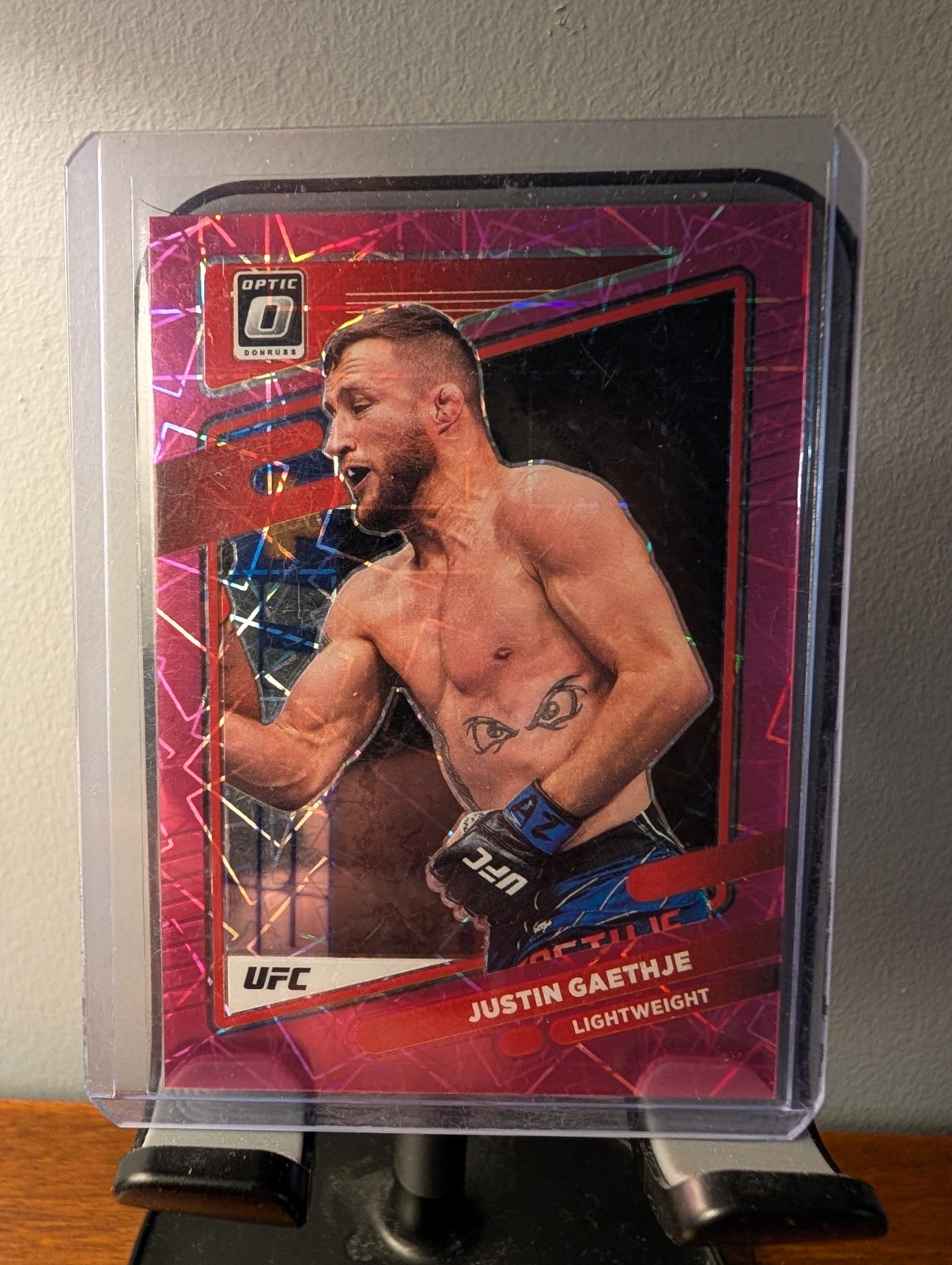 2022 Panini Donruss Optic UFC Justin Gaethje #98 Pink Velocity Prizm /79