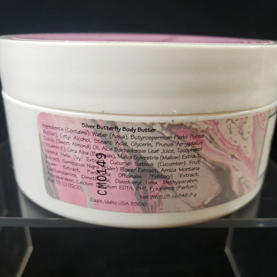 Manteca corporal Camille Beckman Silver Butterfly 5,25 oz Grandmacore descontinuada Foto 3 de 4