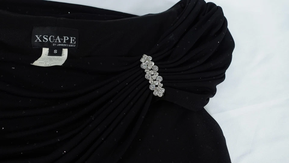 XSCAPE Top Mujer Pequeño Fuera del Hombro Drapeado Brillo Cuentas Estrás Elegante Foto 2 de 4