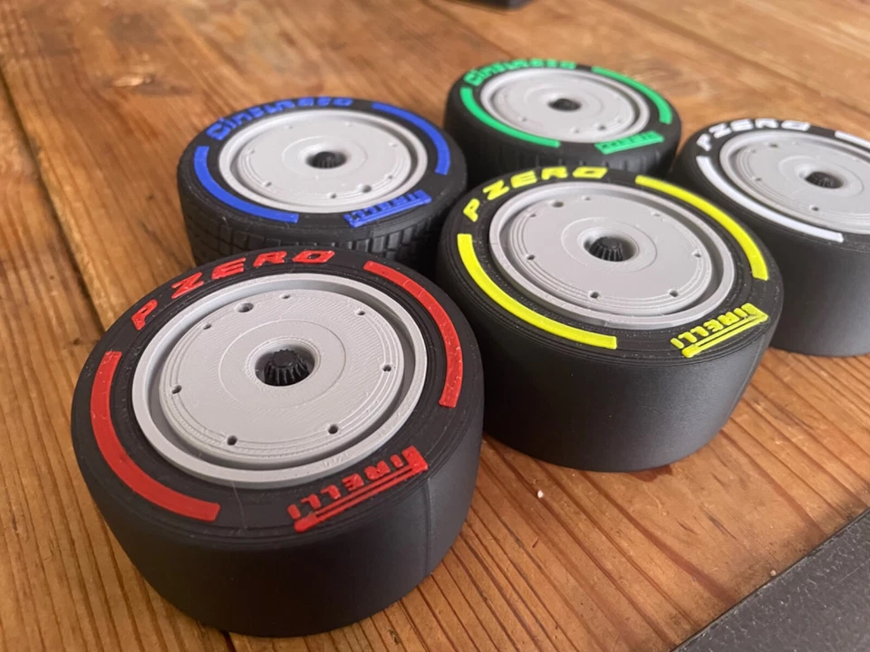 Модели дисплеев шин F1 Pirelli | Forumla 1 подарок - Изображение 3 из 4