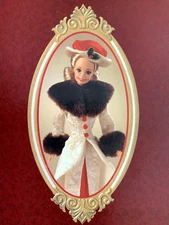 HOLIDAY MEMORIES BARBIE 1995 Hallmark Special Edition - NEW IN BOX