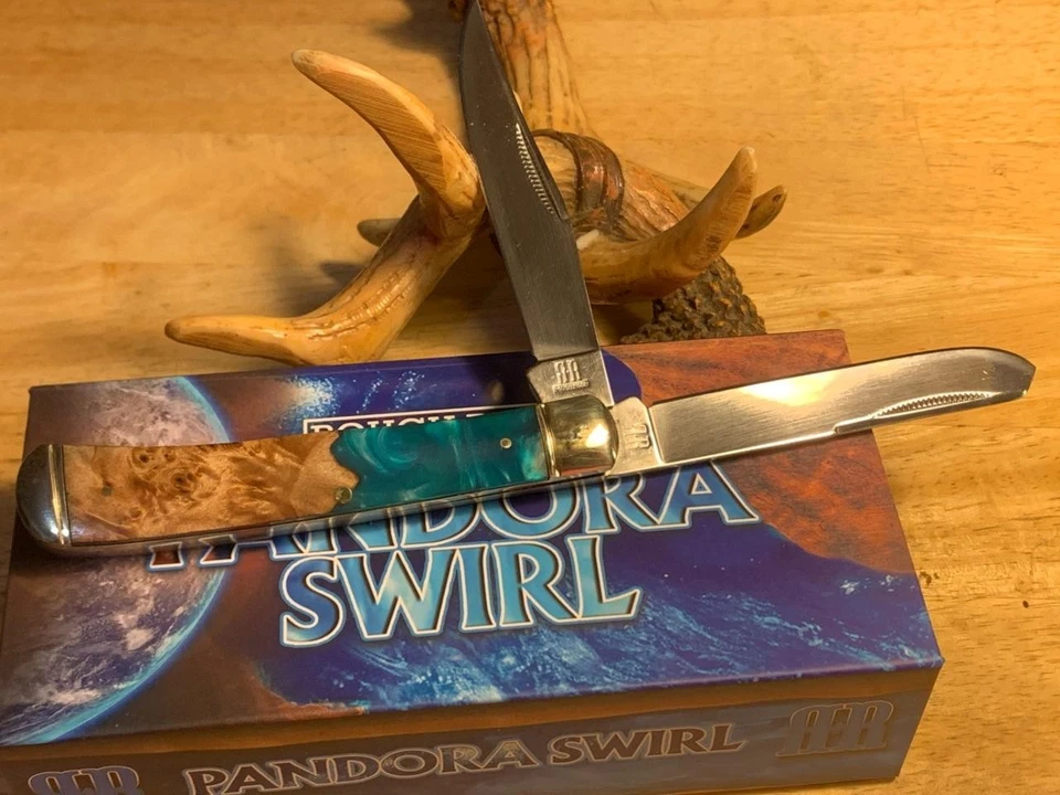 Navaja de bolsillo Rough Rider Pandora Swirl Trapper 4 1/8" RR2656 Foto 3 de 4