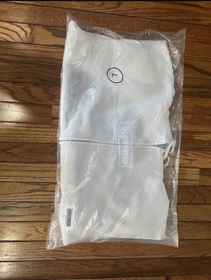 Supreme x MM6 Maison Margiela Box Logo Zip Up White Size Supreme x MM6 Maison Margiela Box Logo Zip Up White Size