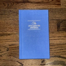 NEW - Intelligent Change - The Five Minute Journal - 2022 - Blue