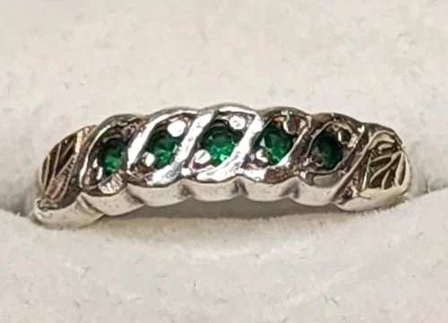 VTG Sterling & 12K - BLACK HILLS GOLD Green Stone Leaf Ring Rushmore RGC Sz 7.5