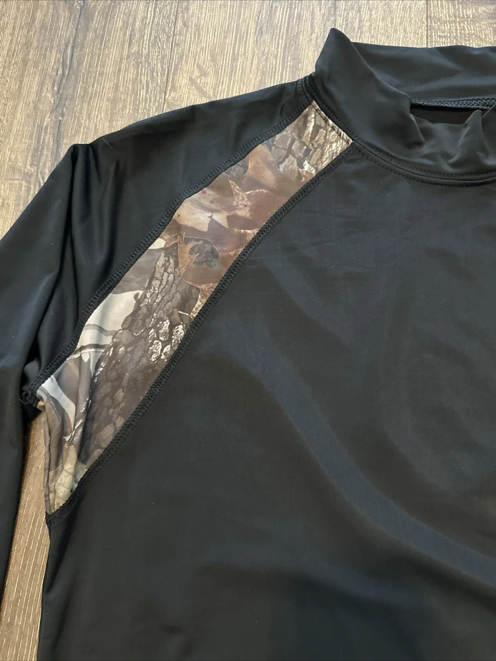 Outfitters Ridge Men’s Realtree AP Compression Mock Tee Sizes M, L, XL, 2XL, 3XL - Image 2 of 4