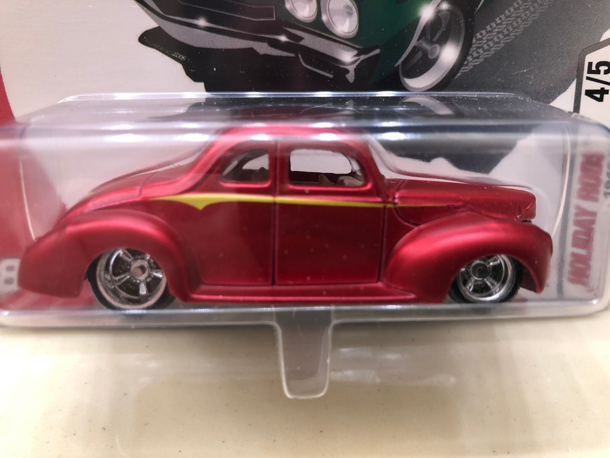 2005 HOT WHEELS HOLIDAY RODS 