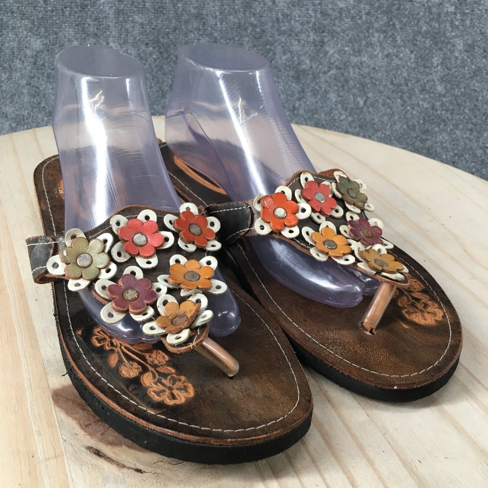 Sandalias Giovanni D Navarro para mujer 10 chanclas florales tanga marrón imitación cuero Foto 3 de 4