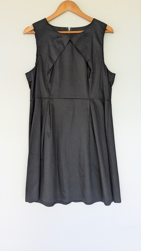 PORTMANS Womens Dress Sz 16 Black Sleeveless Cotton Fit & Flare Zip Back Work