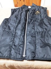 VINTAGE JPS JOHN PLAYER SPECIAL  FORMULA ONE BLACK BODYWARMER GILET SMALL