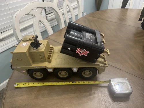 2003 Hasbro GI Joe Armored Mobile Missile Launcher Electronic Vehicle Desert Tan