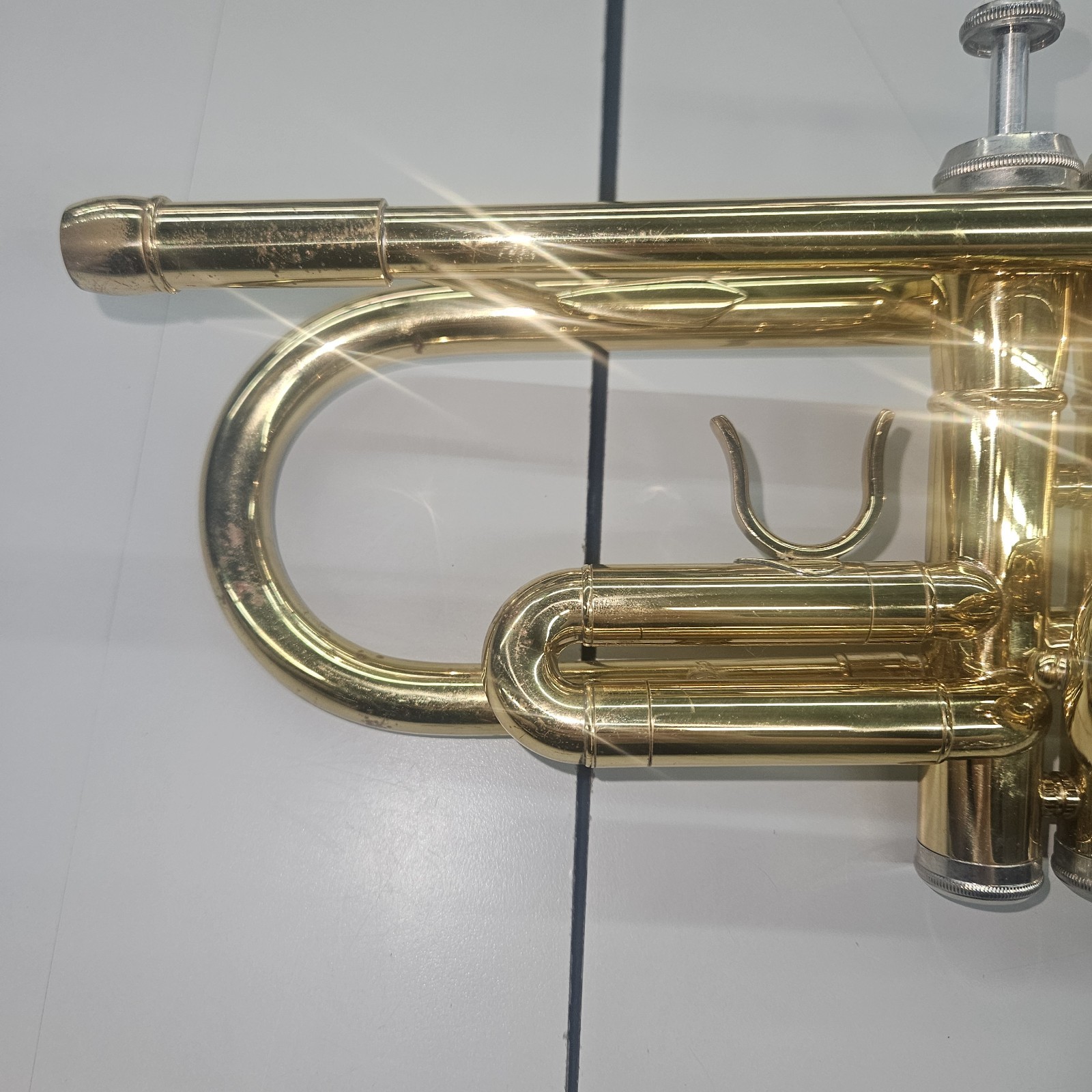 Anaxa Trumpet Gold W/ Case And Mouthpiece - 7c