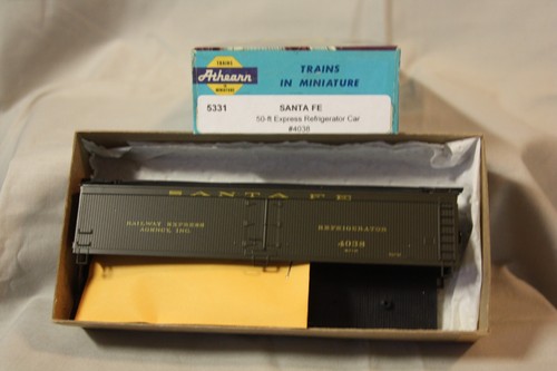 ATHEARN 5331 - COCHE EXPRESS REFRIGERADOR SANTA FE | Zustand: New