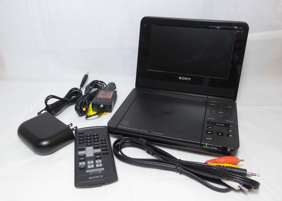 Sony DVP-FX730 Portable DVD Player (7