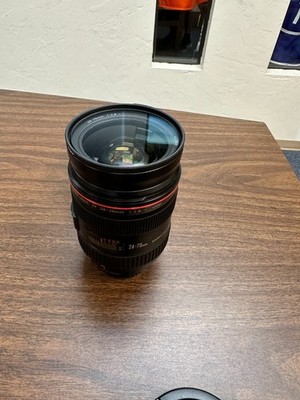 Canon EF 24-70mm f/2.8L USM Telephoto Lens, pops ERR01 code