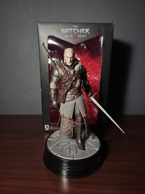 Dark Horse The Witcher 3 Wild Hunt Geralt Grandmaster Ursine Figure