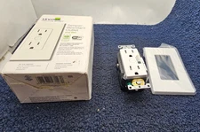 Leviton Z02-D215R-2RW: Decora Smart Outlet Tamper-Resistant 15A, Wi-Fi 2nd Gen