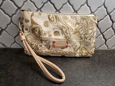 Sakroots Love Song Charging Wristlet Peace Bag Pouch w/Power Bank