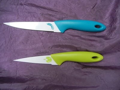 1x Wurst- und 1x Gemüsemesser - mit Aufdruck ''Paprika'' und ''Fleischwurst'' - NEU