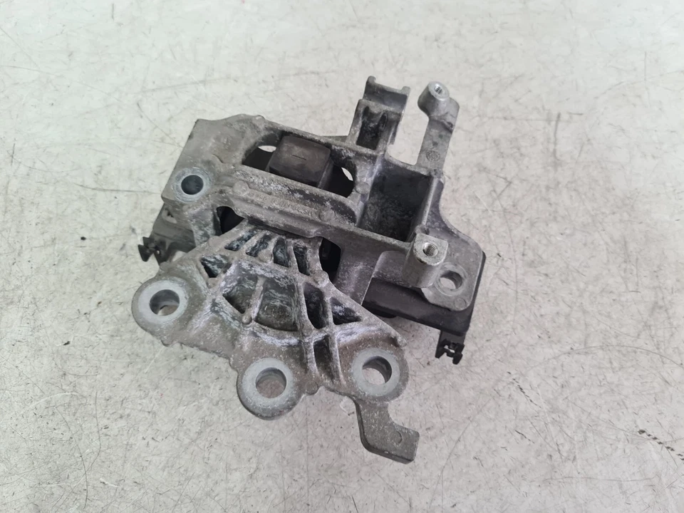 VAUXHALL ASTRA K 2020 1.2 PETROL NSF LEFT SIDE GEARBOX MOUNT 42496542