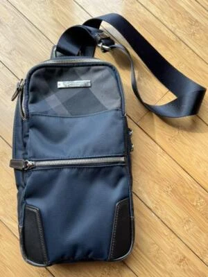 Burberry Black Label CRESTBRIDGE Body Bag color Black Check