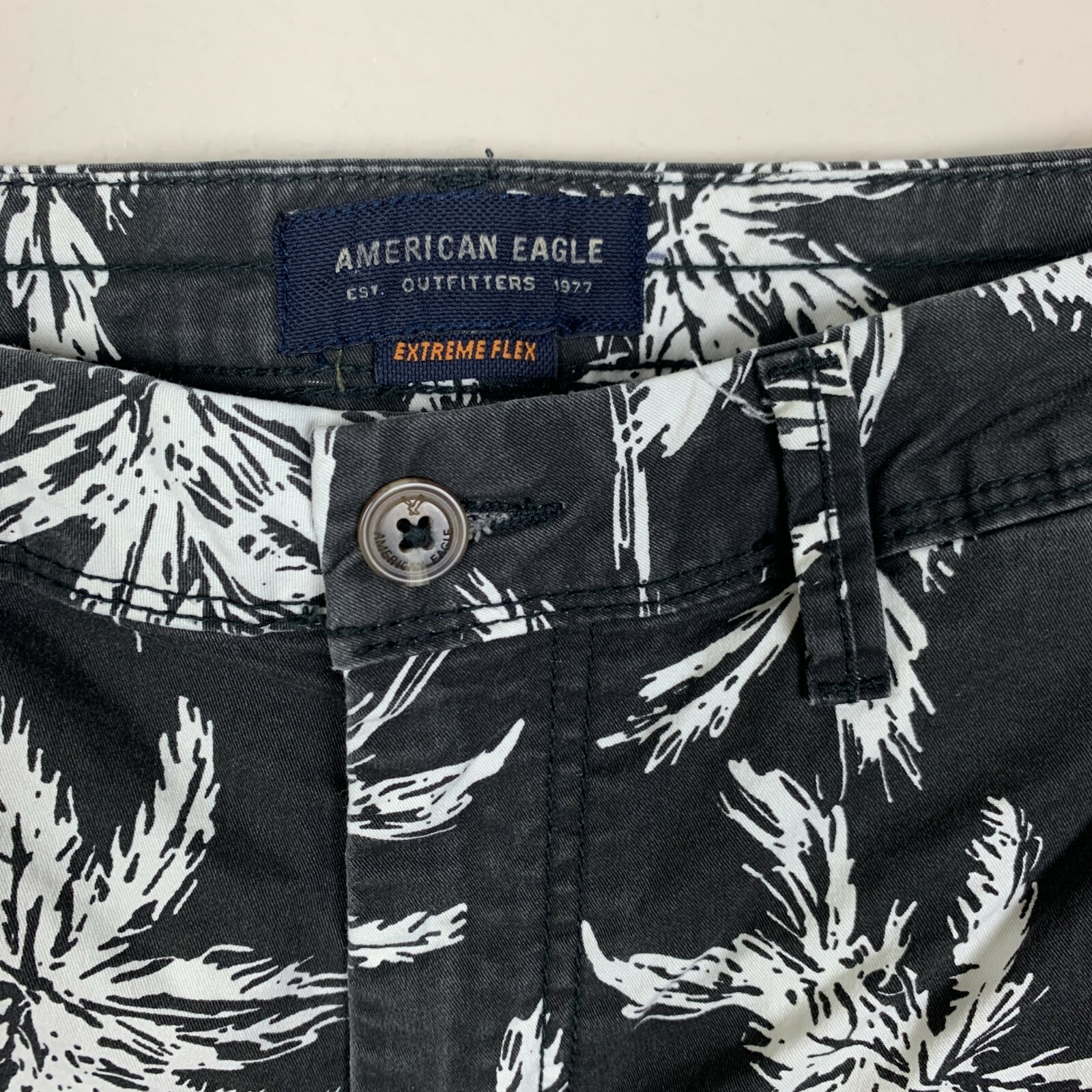 American Eagle Extreme Flex Men’s Palm Tree Shorts Si… Gem