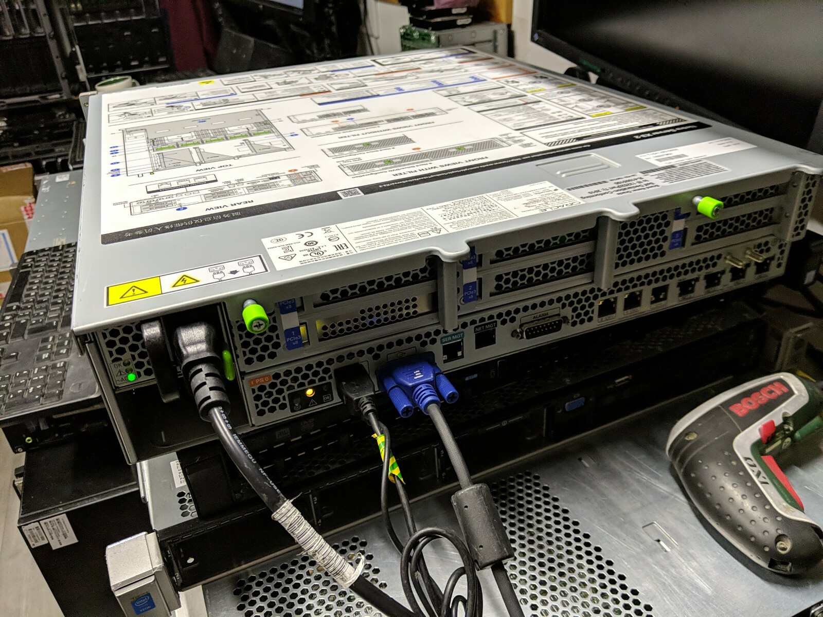 Sun Oracle Netra X3-2 / X4270 M3 2x 2.1GHz 8Core 32GB 2*300gb 9261-8i ...