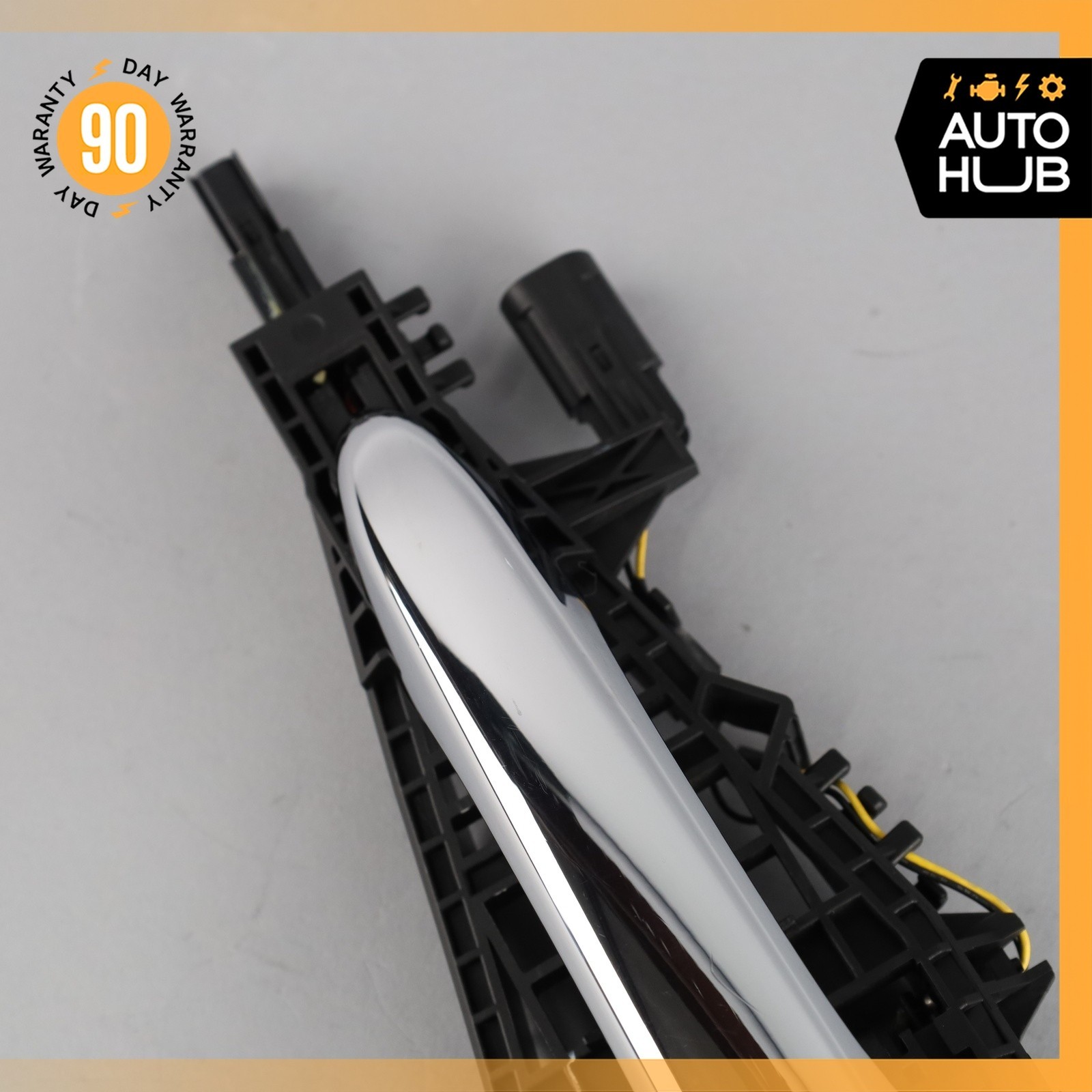 Maserati Quattroporte M156 Right Side Exterior Door Handle OEM