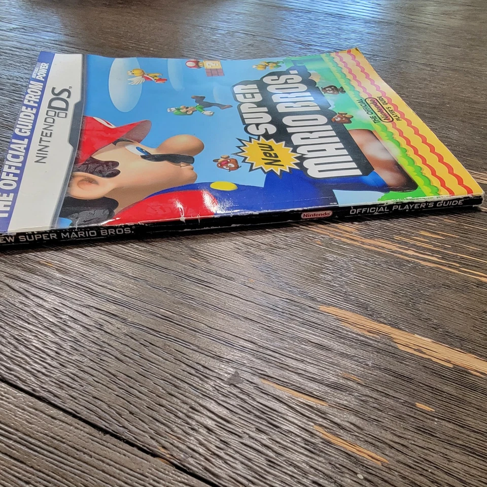 New Super Mario Bros. (Nintendo DS) Guía Oficial de Estrategia (Nintendo Power) Foto 3 de 4