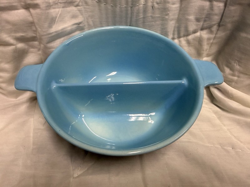 Vintage Hull Pottery Divided And Oven Proof 