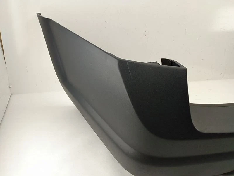 Volvo XC70 V70 WAGON Rear Bumper Cover Fits 2001 2002 2003 2004 2005 2006 2007 - Image 3 of 4