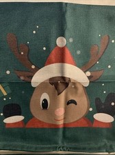Set of 2 Christmas Throw Pillow Covers 18  X 18  Vintage Reindeer Green