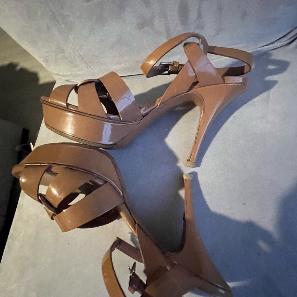 Saint Laurent sandalo omaggio plateau nudo 39