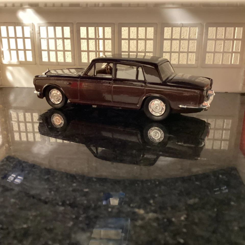 Rolls Royce Silver Shadow by ELIGOR 1:43 diecast - Image 3 of 4